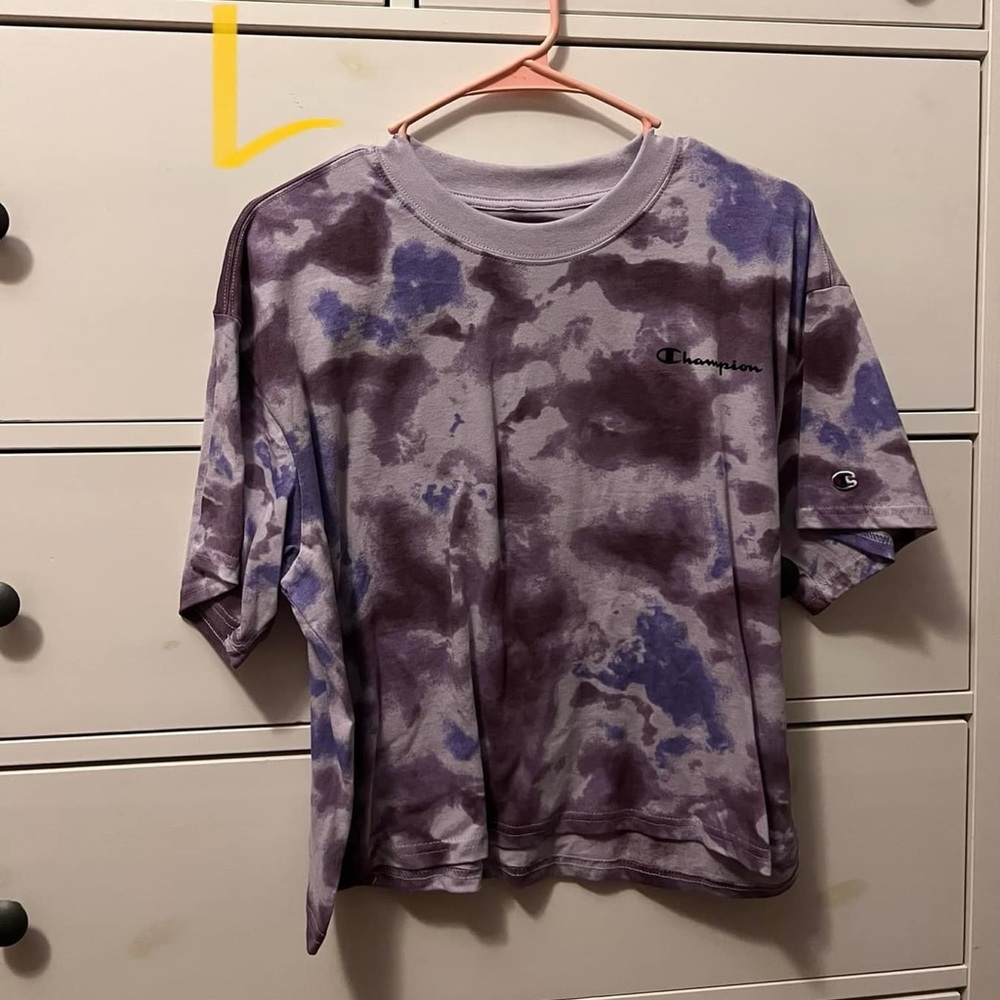Champion t-shirt